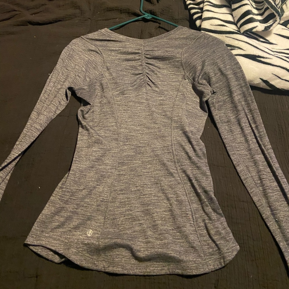 long sleeve lulu